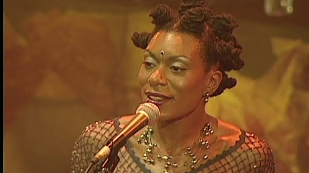 Thumbnail from Fairground (Live at The Lyceum Theatre London 1998)