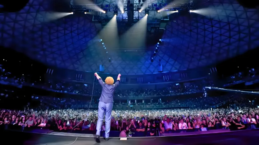 Simply Red - Fairground (Live In Santiago)